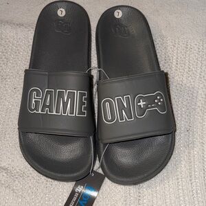 Game On Slides for Boys or Girls Size 2/3 Large NWT NEW